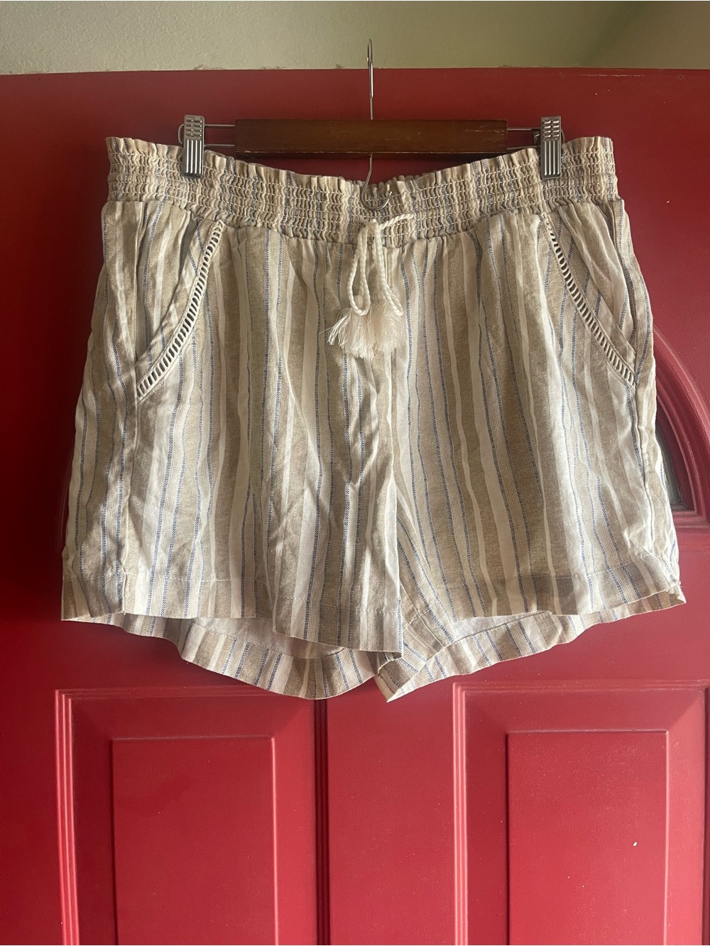 Briggs New York Cream and Blue Striped Drawstring Shorts